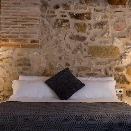 Hotel El Palauet Del Priorat Cornudella de Montsant